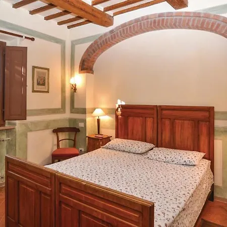Farm stay Castello Del Calcione *