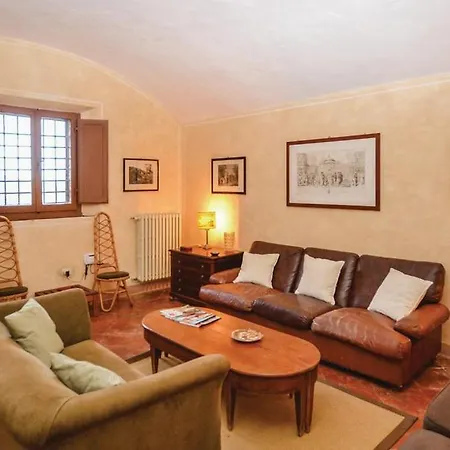 Castello Del Calcione Farm stay *